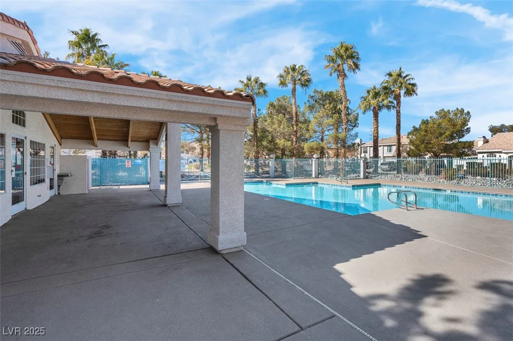 7933 Delbonita, Las Vegas, NV 89147