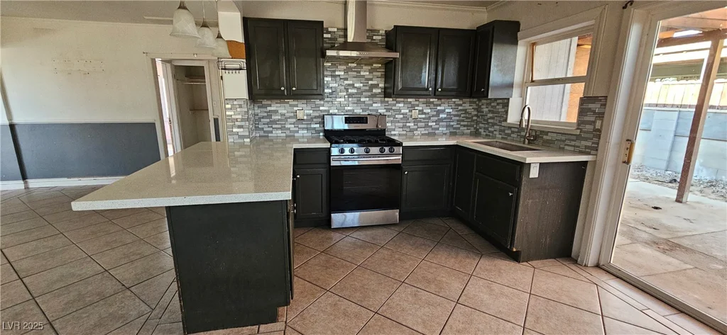 612 Essex East, Las Vegas, NV 89107
