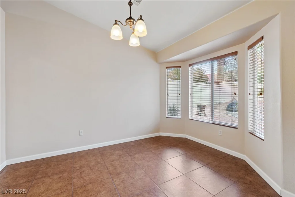 8212 Bolingbrook, Las Vegas, NV 89149