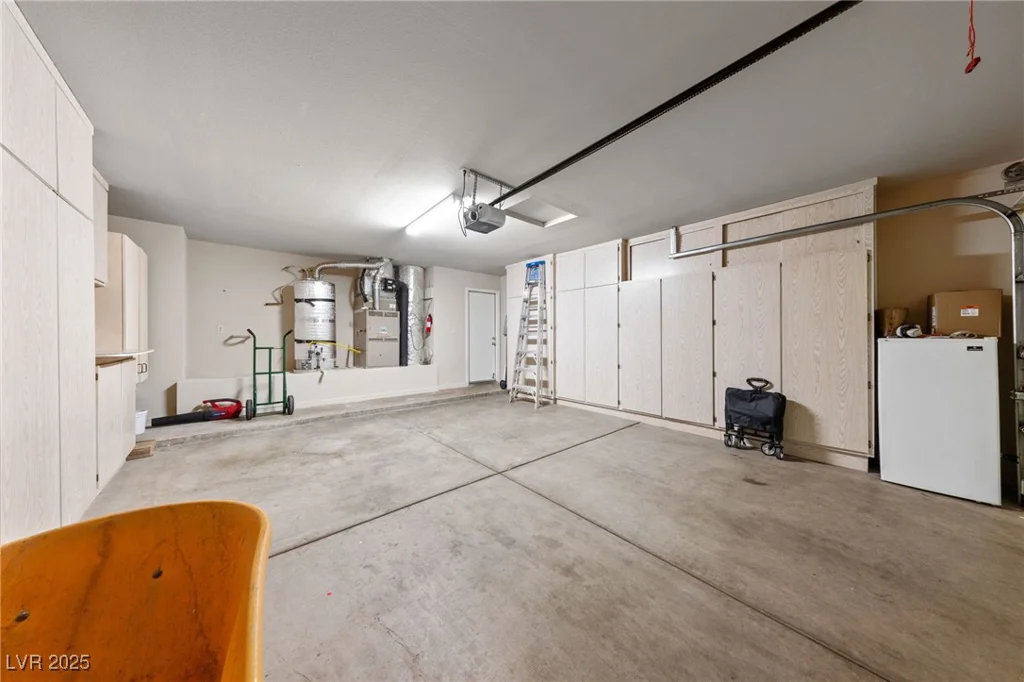 8212 Bolingbrook, Las Vegas, NV 89149