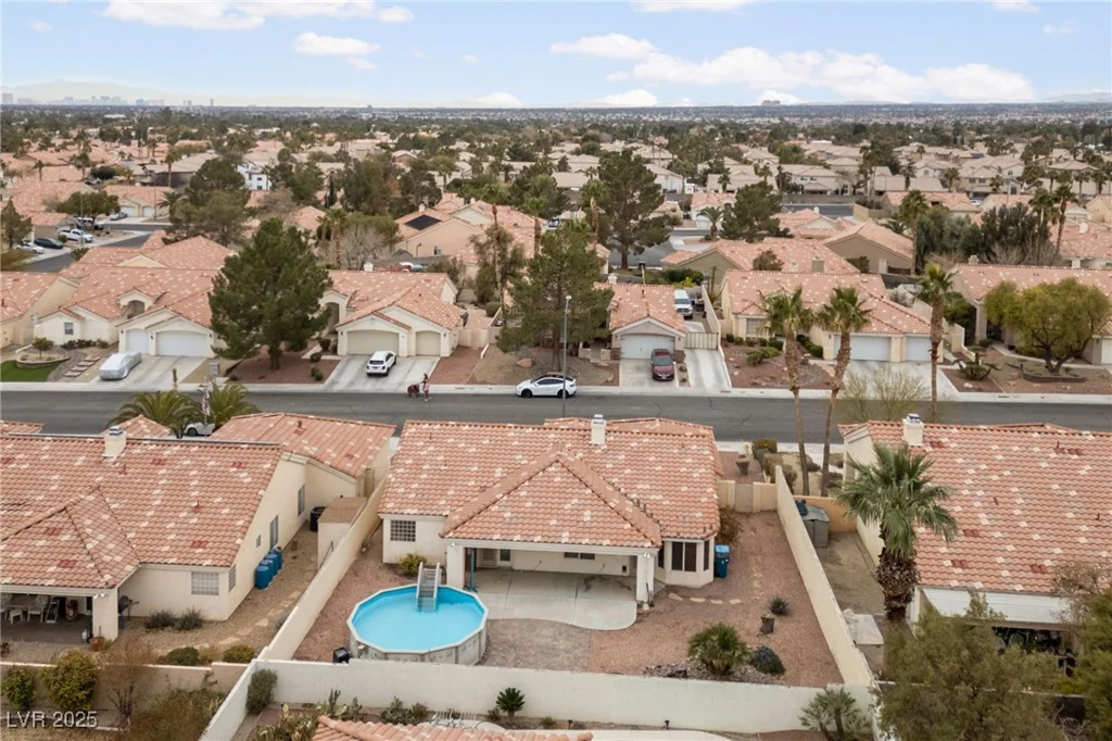 8212 Bolingbrook, Las Vegas, NV 89149