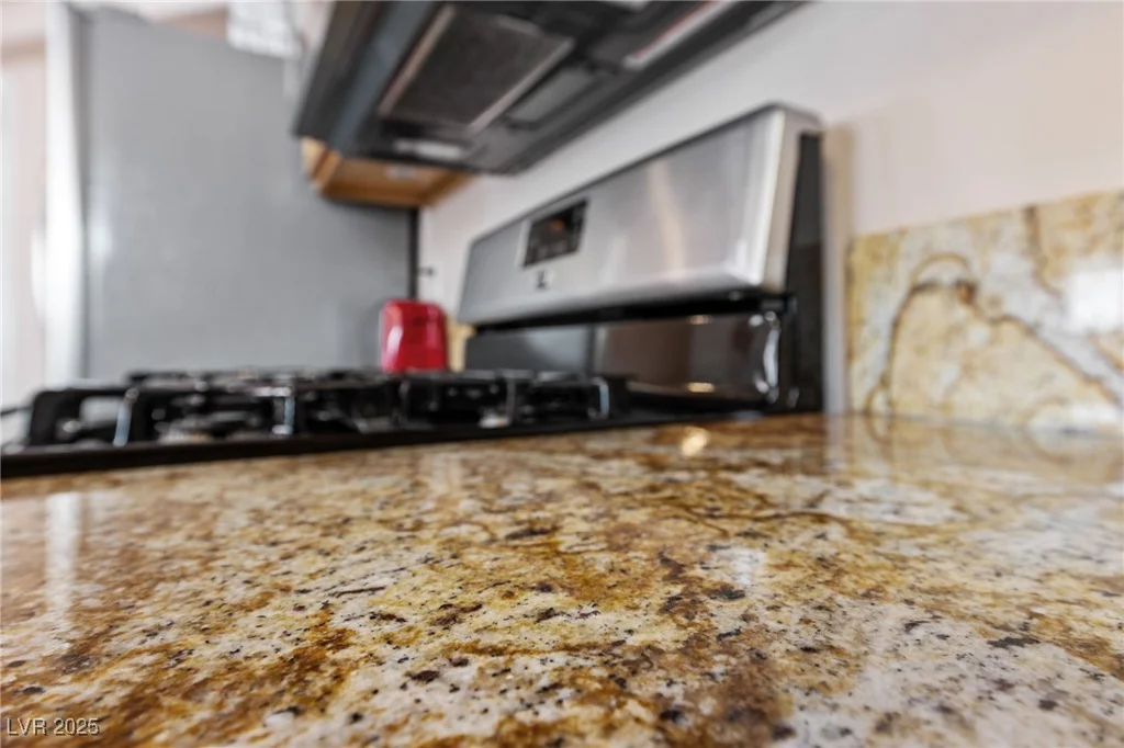 8212 Bolingbrook, Las Vegas, NV 89149