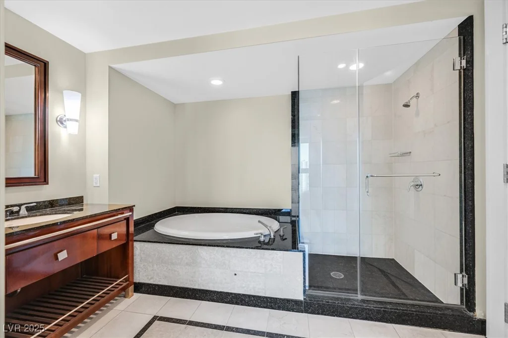 2700 Las Vegas, Las Vegas, NV 89109