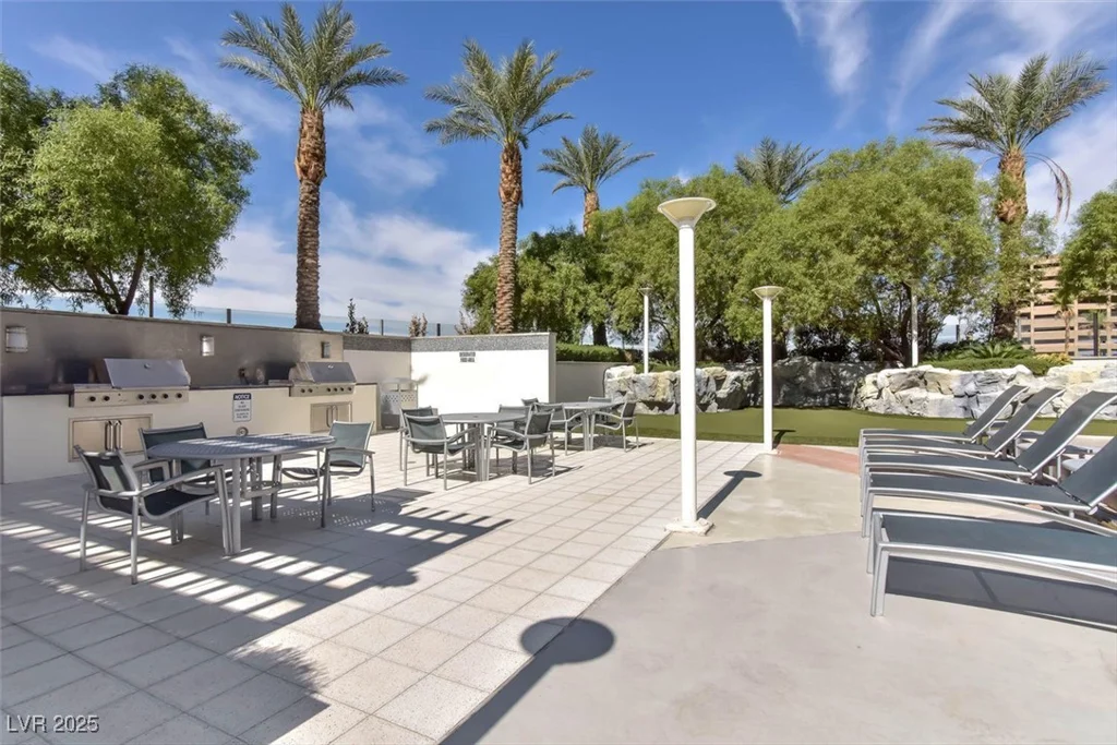 2700 Las Vegas, Las Vegas, NV 89109
