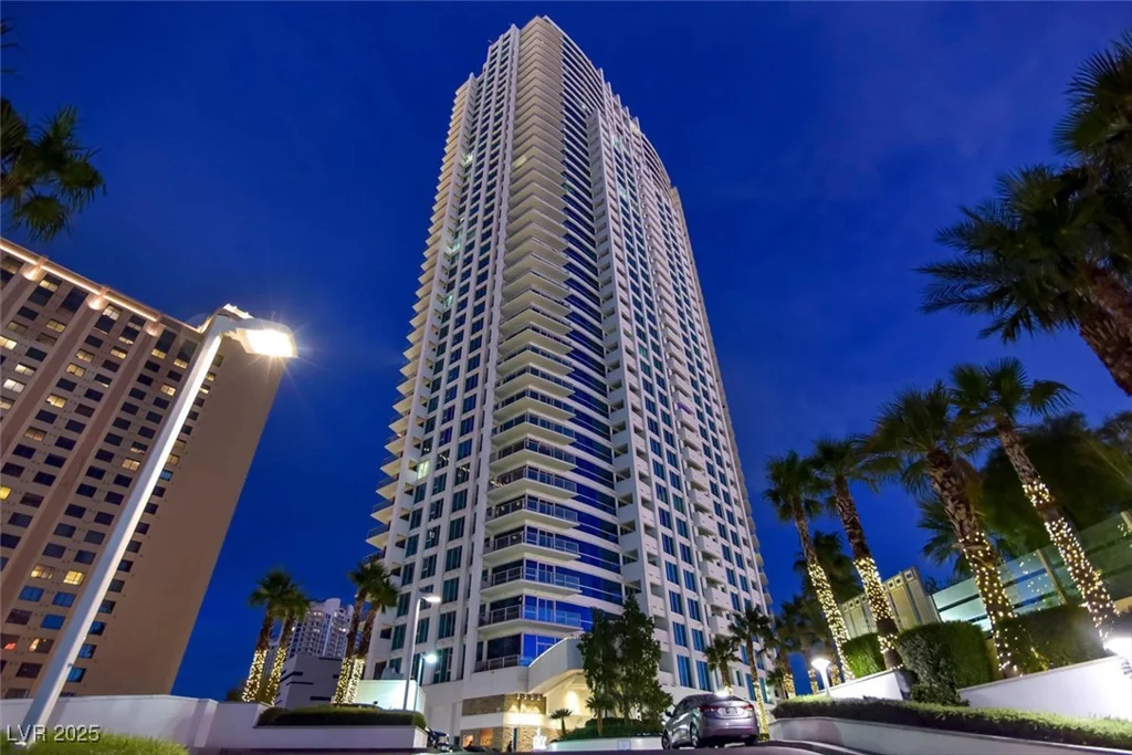 2700 Las Vegas, Las Vegas, NV 89109