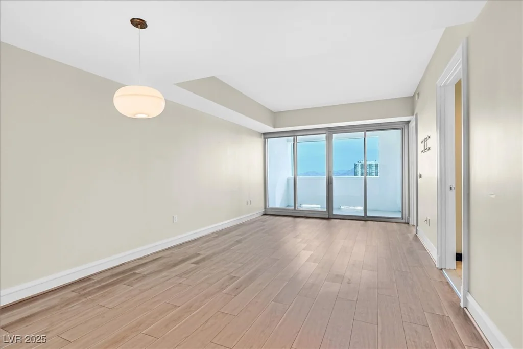 2700 Las Vegas, Las Vegas, NV 89109
