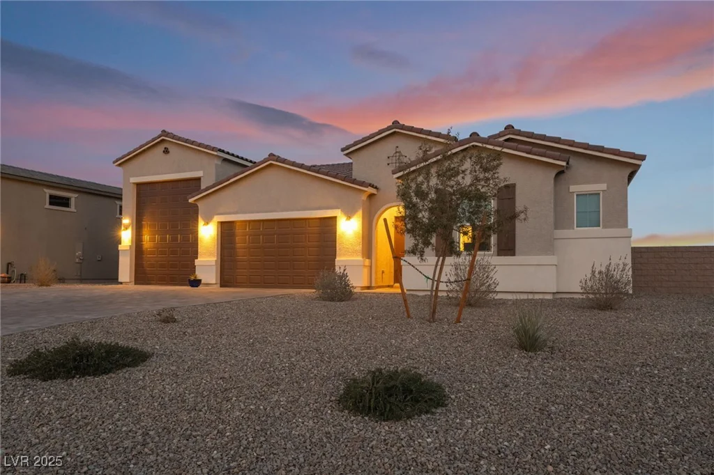 8750 Lutts, Las Vegas, NV 89131