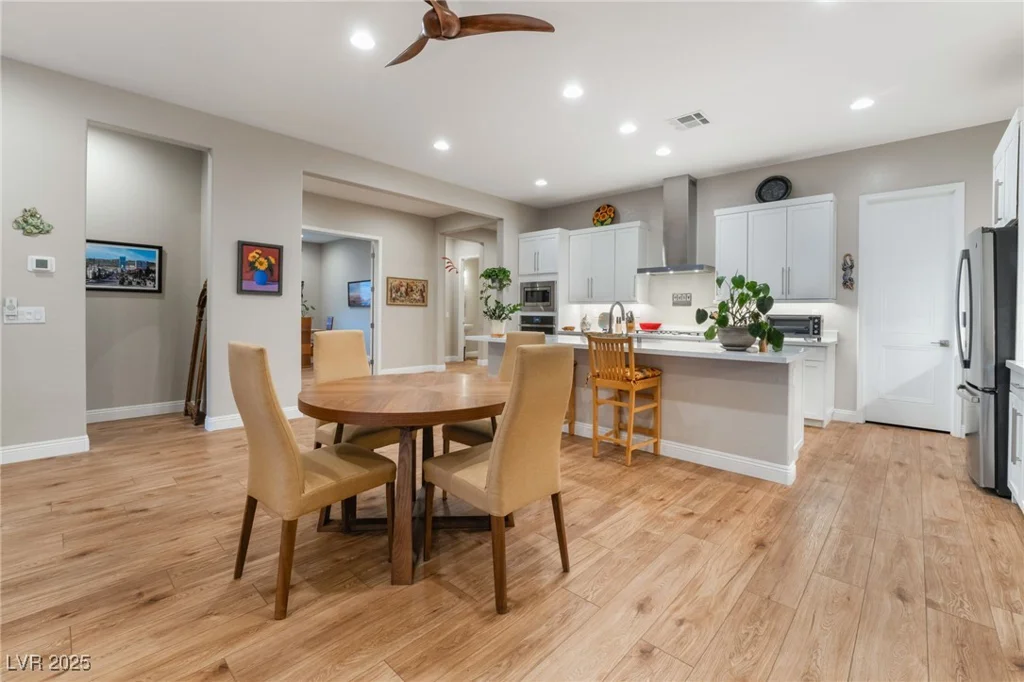 8750 Lutts, Las Vegas, NV 89131