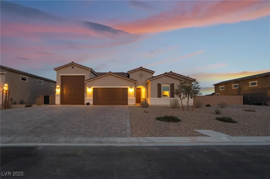 8750 Lutts, Las Vegas, NV 89131