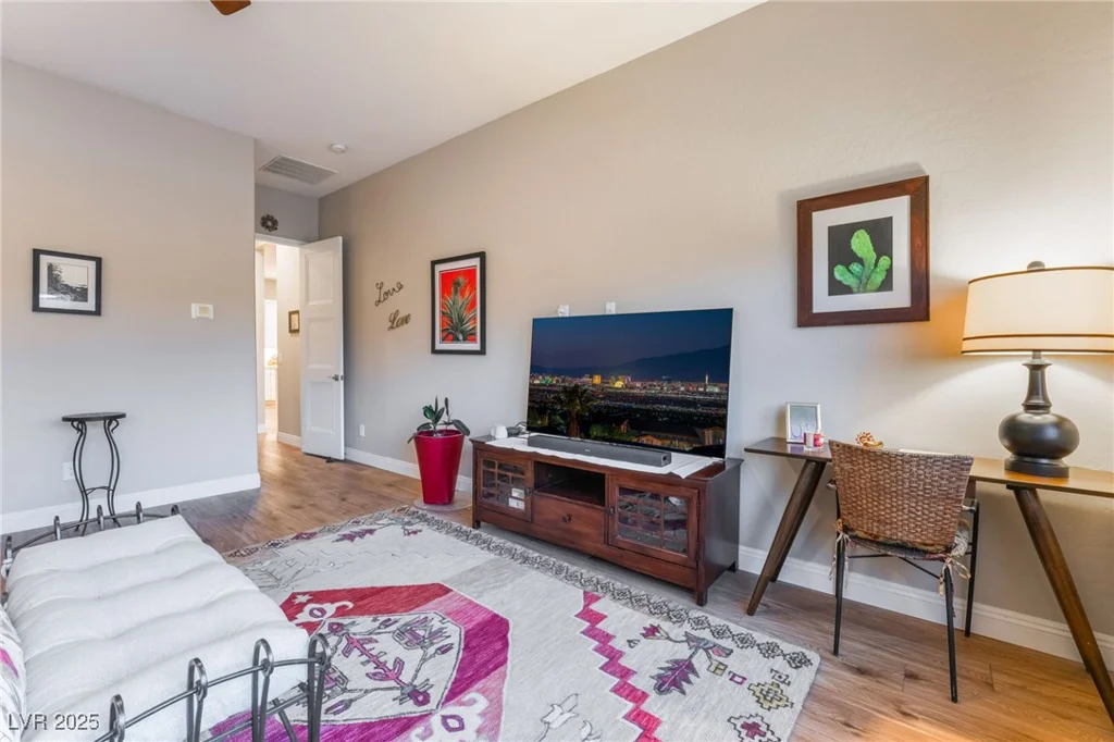 8750 Lutts, Las Vegas, NV 89131