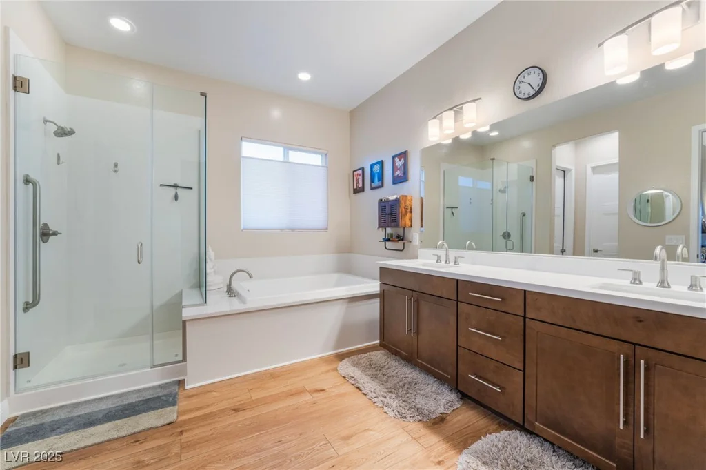8750 Lutts, Las Vegas, NV 89131