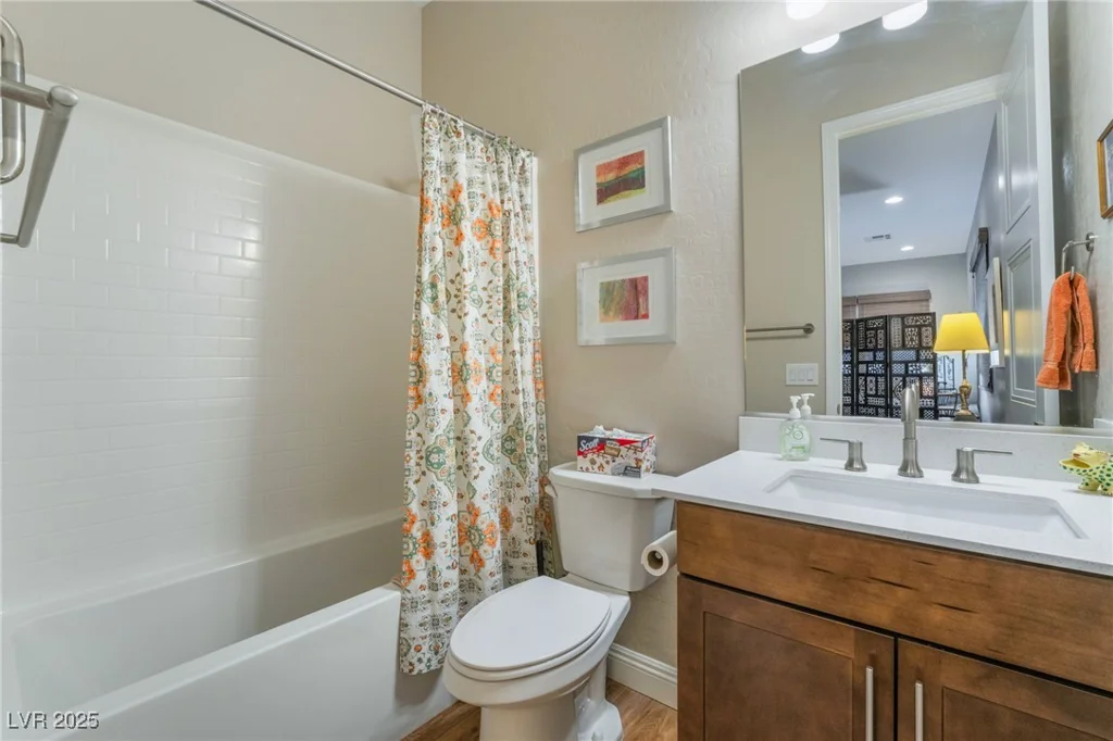 8750 Lutts, Las Vegas, NV 89131