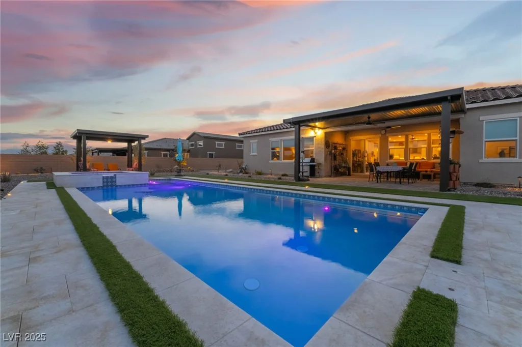 8750 Lutts, Las Vegas, NV 89131