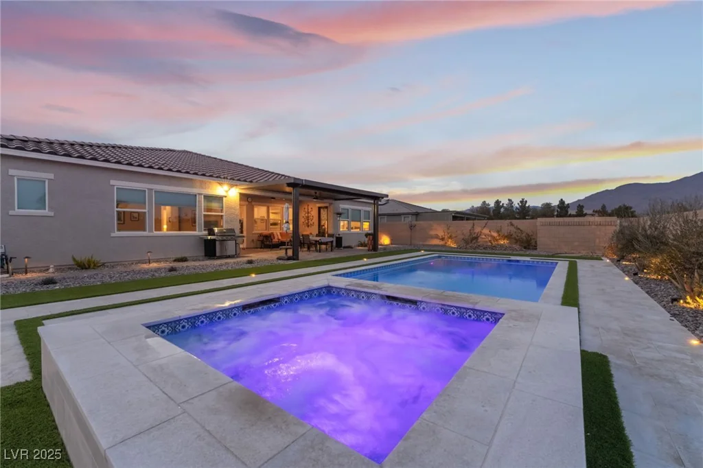 8750 Lutts, Las Vegas, NV 89131