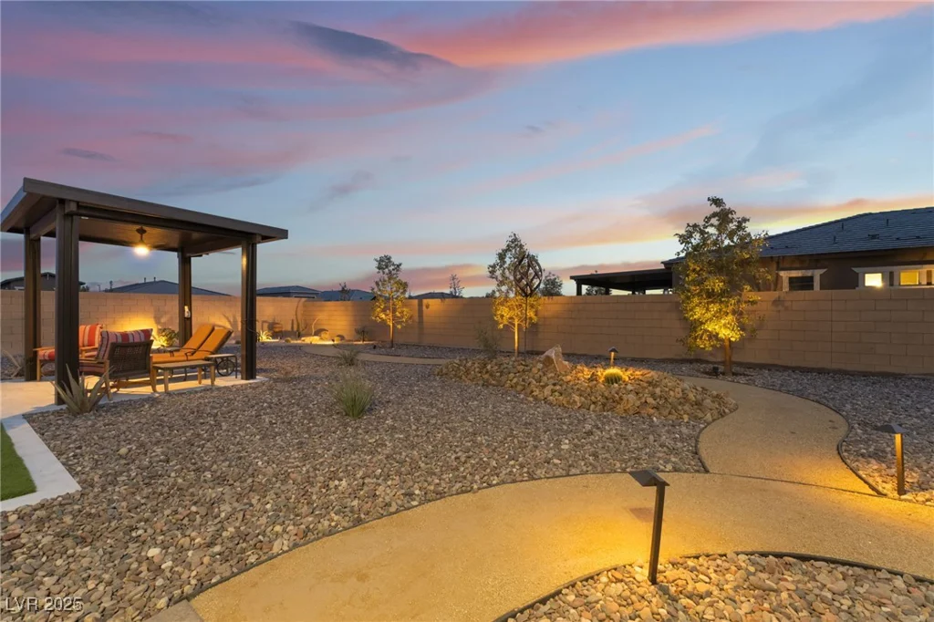 8750 Lutts, Las Vegas, NV 89131