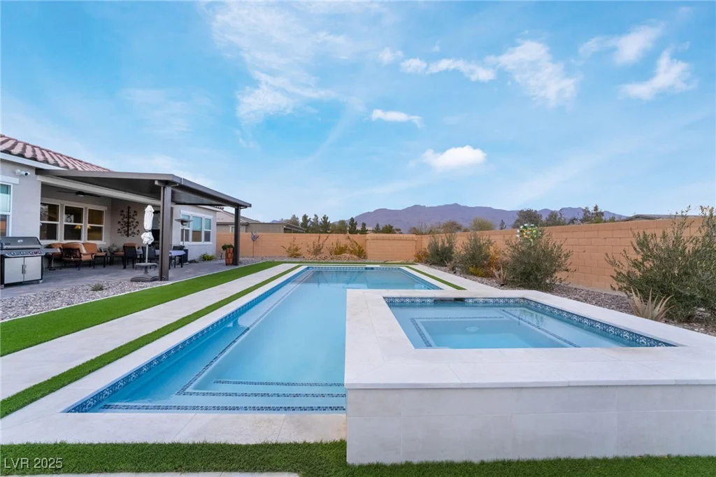 8750 Lutts, Las Vegas, NV 89131
