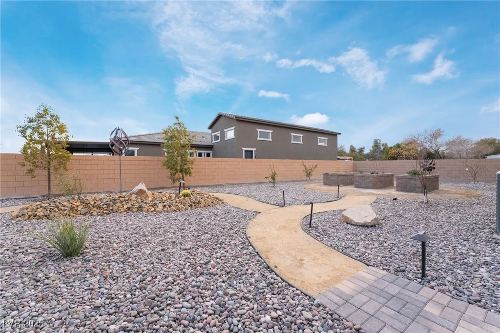 8750 Lutts, Las Vegas, NV 89131