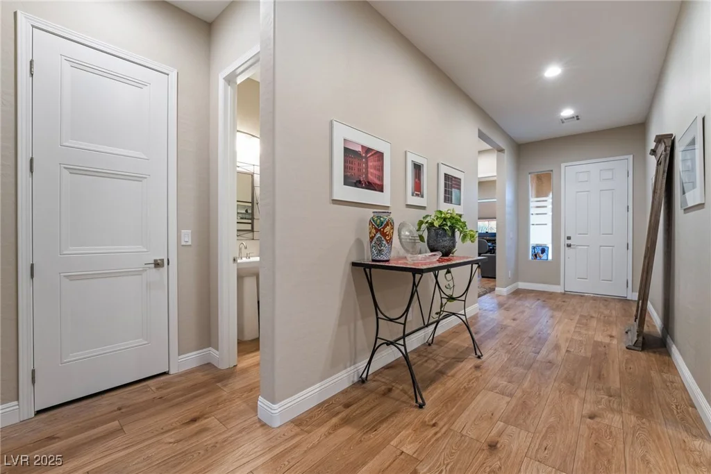 8750 Lutts, Las Vegas, NV 89131