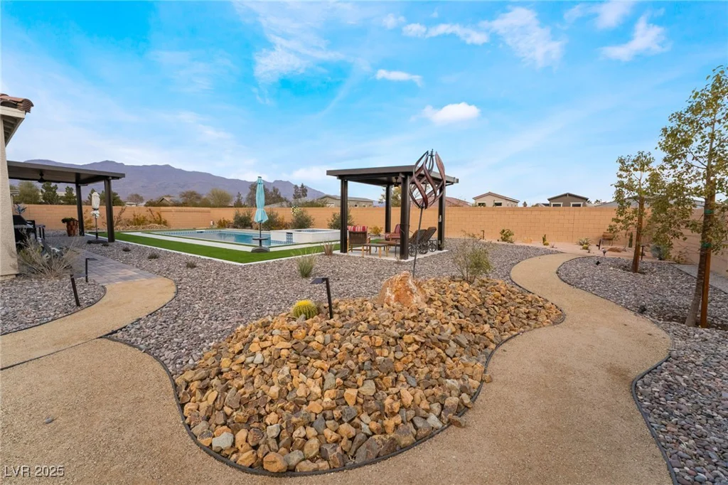 8750 Lutts, Las Vegas, NV 89131