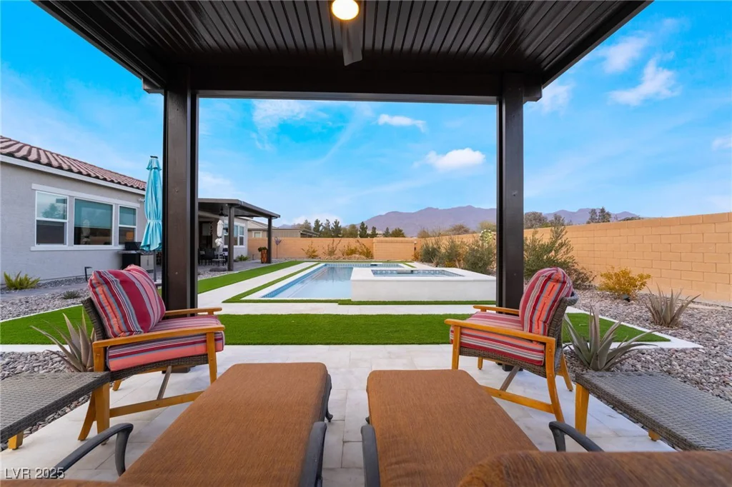 8750 Lutts, Las Vegas, NV 89131