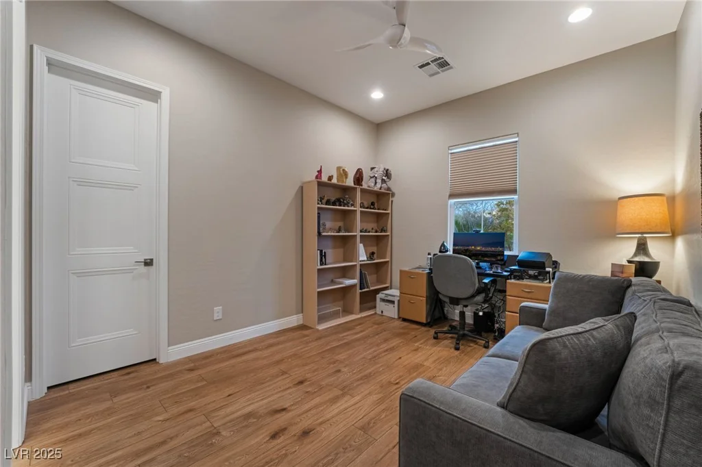 8750 Lutts, Las Vegas, NV 89131