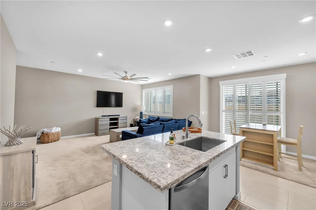 9289 Casa Sierra, Las Vegas, NV 89148