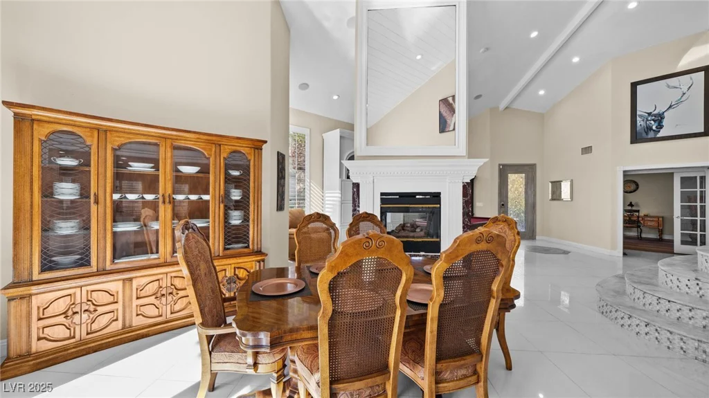 2107 Inverness, Henderson, NV 89074