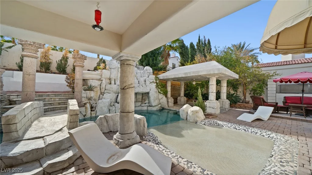 2107 Inverness, Henderson, NV 89074