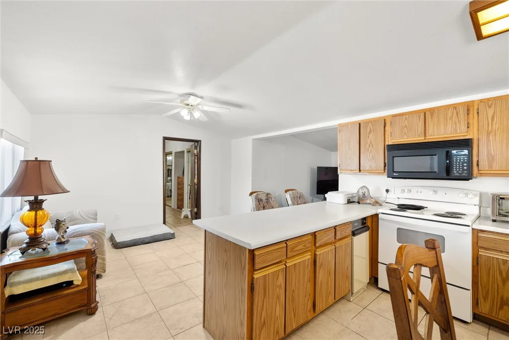 3381 Simkins, Pahrump, NV 89060