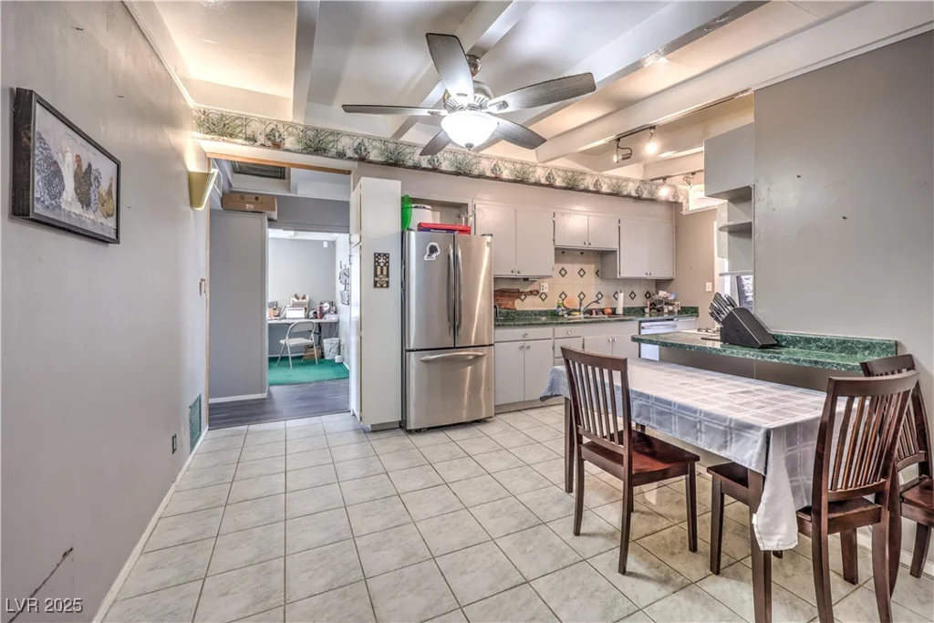 108 Mallard, Las Vegas, NV 89107