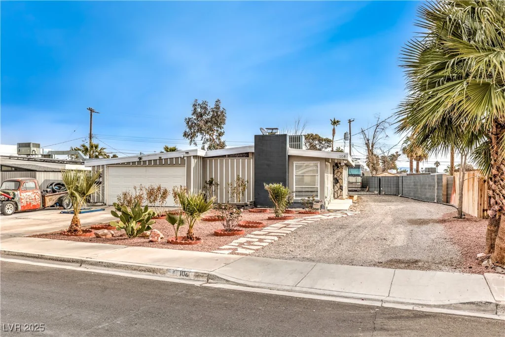 108 Mallard, Las Vegas, NV 89107