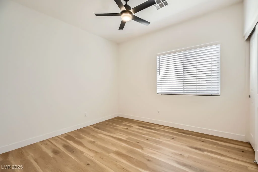 10282 Country Flats, Las Vegas, NV 89135