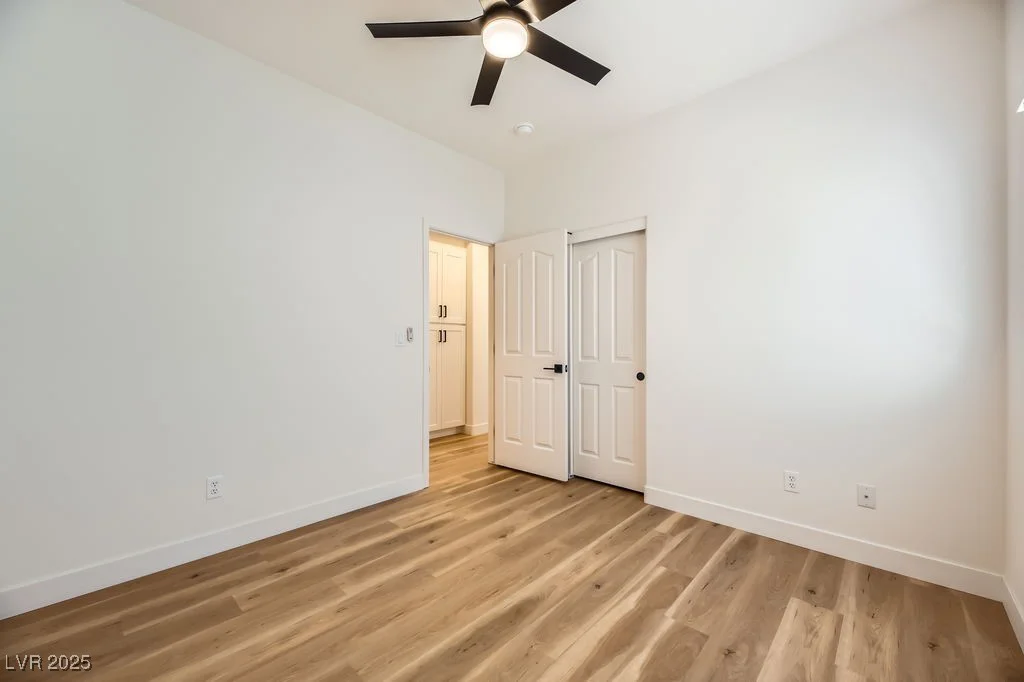 10282 Country Flats, Las Vegas, NV 89135