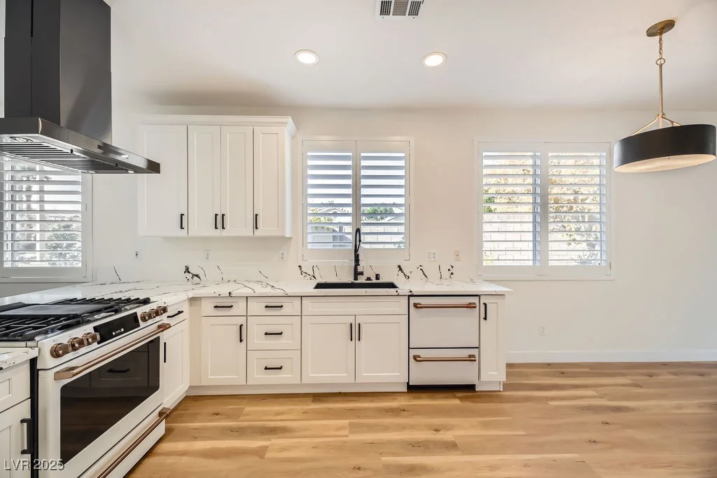 10282 Country Flats, Las Vegas, NV 89135