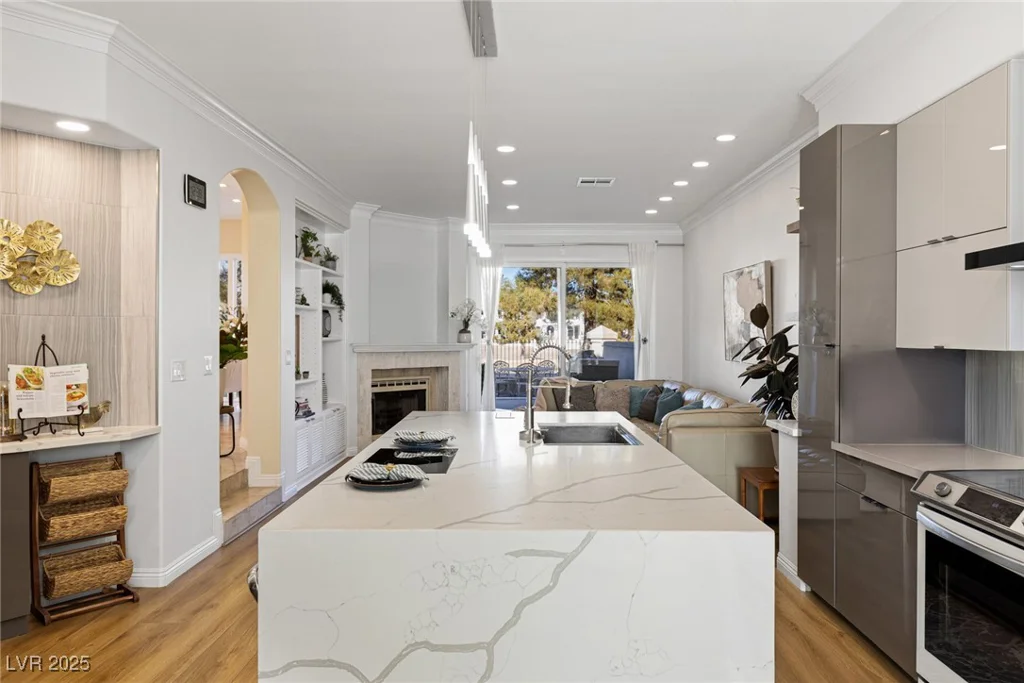 8320 Carmel Ridge, Las Vegas, NV 89113