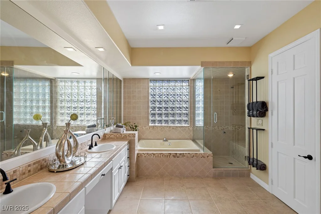 8320 Carmel Ridge, Las Vegas, NV 89113