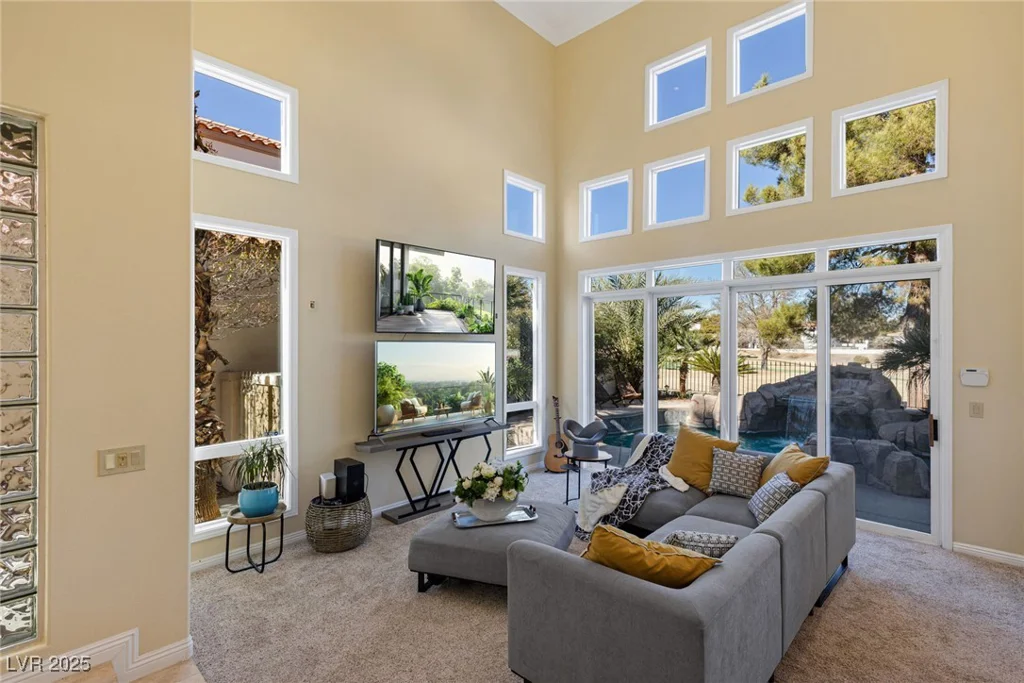 8320 Carmel Ridge, Las Vegas, NV 89113