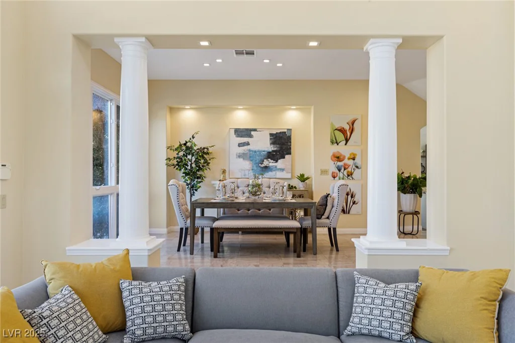 8320 Carmel Ridge, Las Vegas, NV 89113