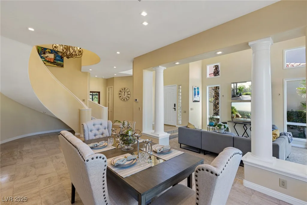 8320 Carmel Ridge, Las Vegas, NV 89113