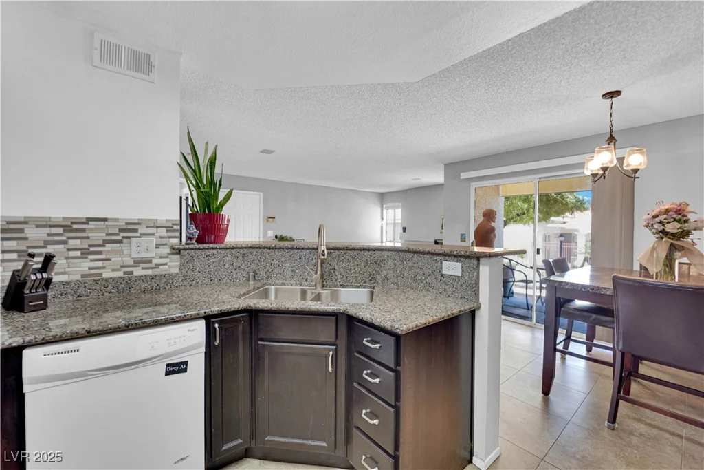 7900 Idledale, Las Vegas, NV 89145