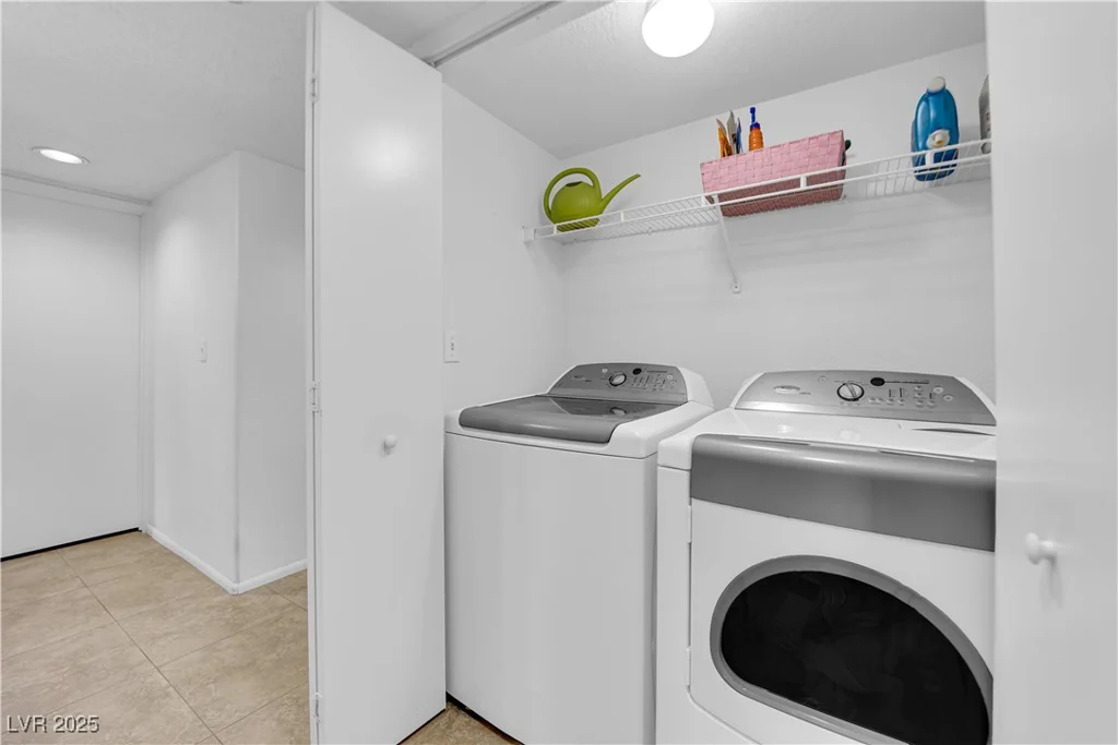 7900 Idledale, Las Vegas, NV 89145