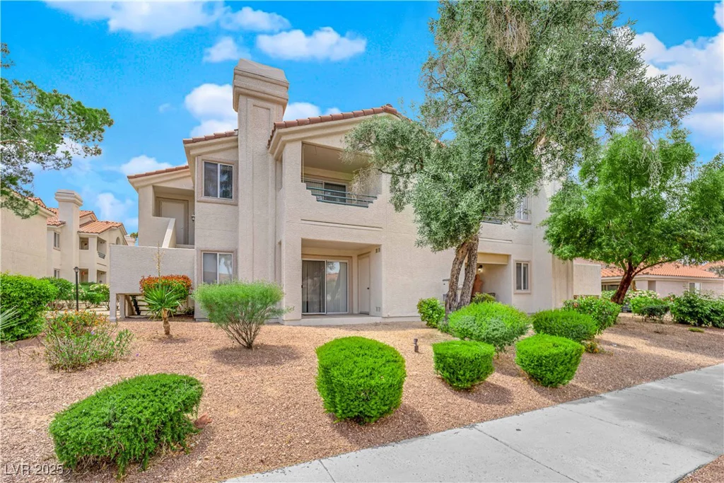 7900 Idledale, Las Vegas, NV 89145