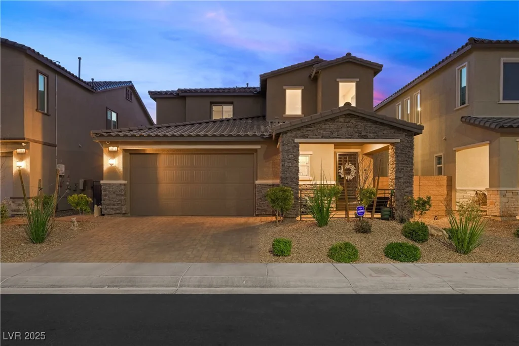 7073 Range Valley, North Las Vegas, NV 89084