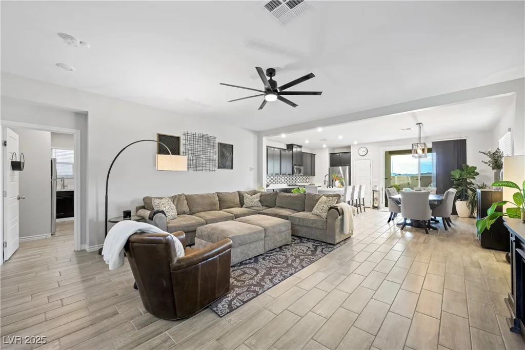 7073 Range Valley, North Las Vegas, NV 89084