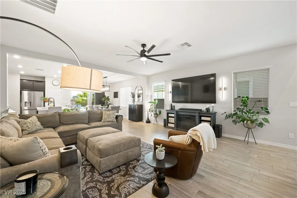 7073 Range Valley, North Las Vegas, NV 89084