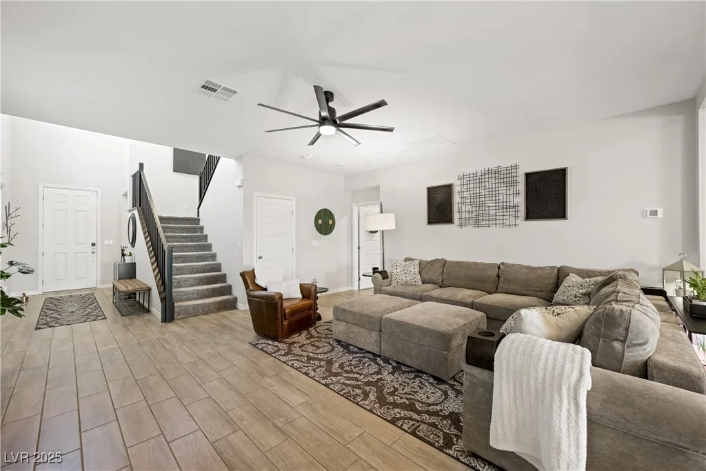 7073 Range Valley, North Las Vegas, NV 89084