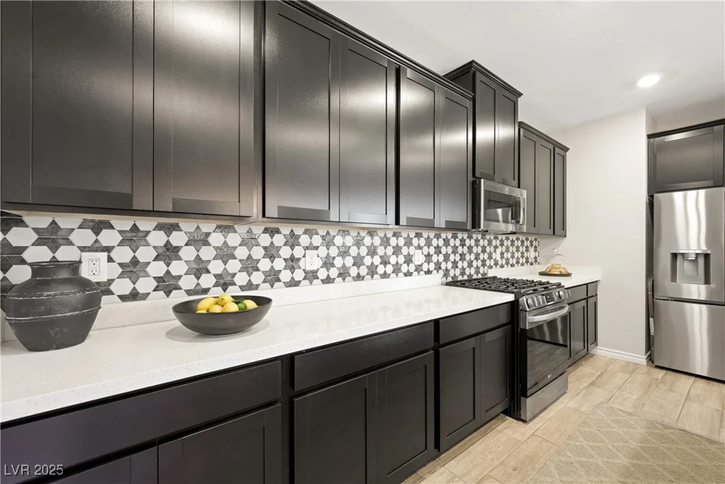 7073 Range Valley, North Las Vegas, NV 89084