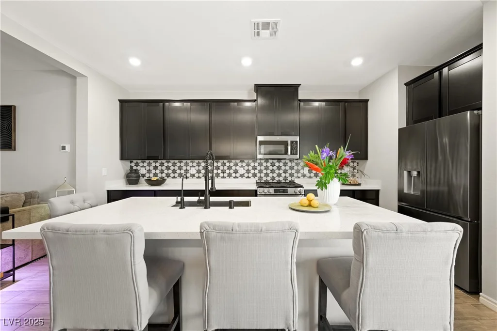7073 Range Valley, North Las Vegas, NV 89084