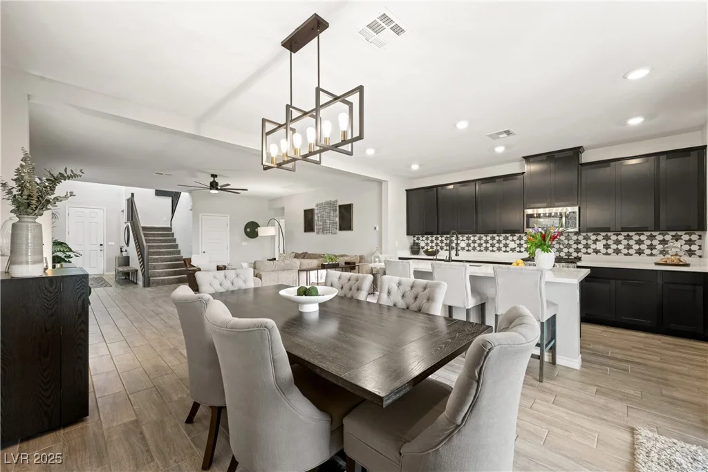 7073 Range Valley, North Las Vegas, NV 89084