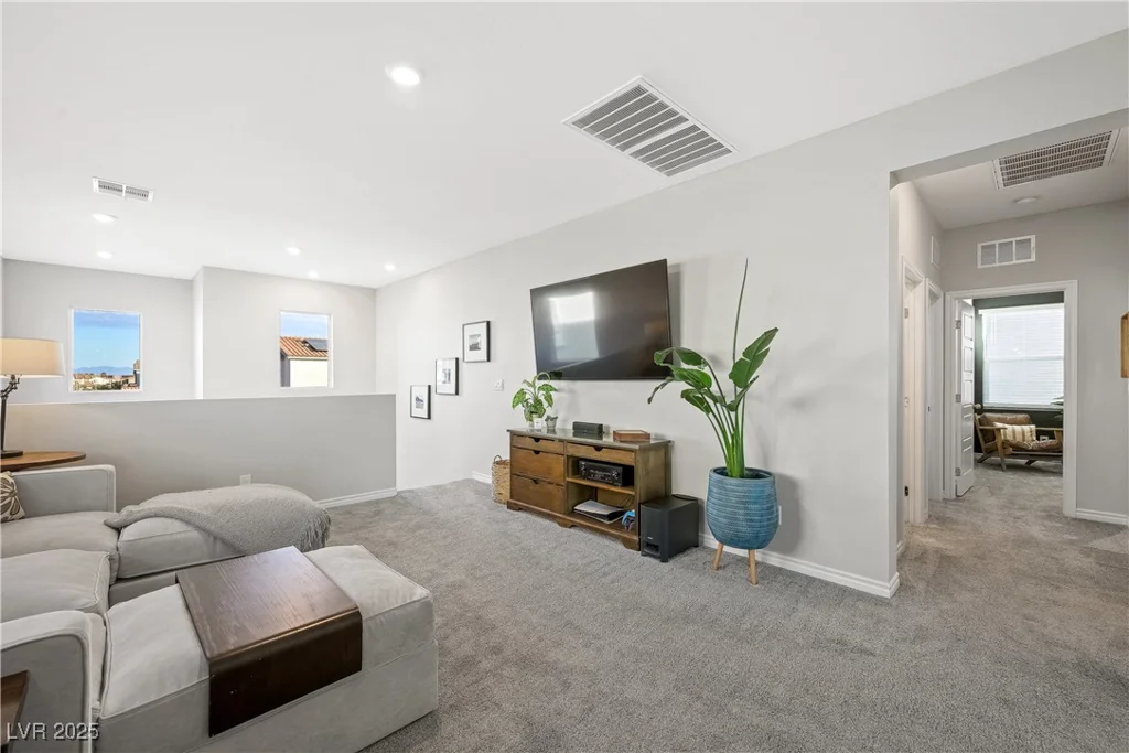 7073 Range Valley, North Las Vegas, NV 89084